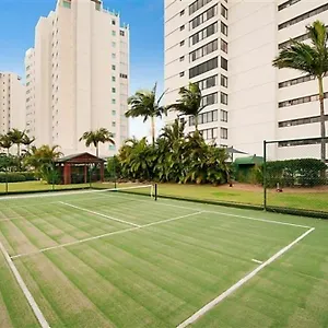 https://beaconlea-tower-apartments-gold-coast.queenslandhotels.net